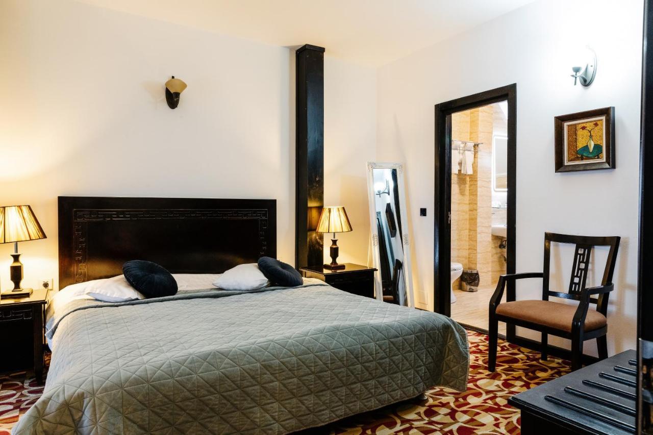 Contele Vladimir Hotel Törcsvár Kültér fotó