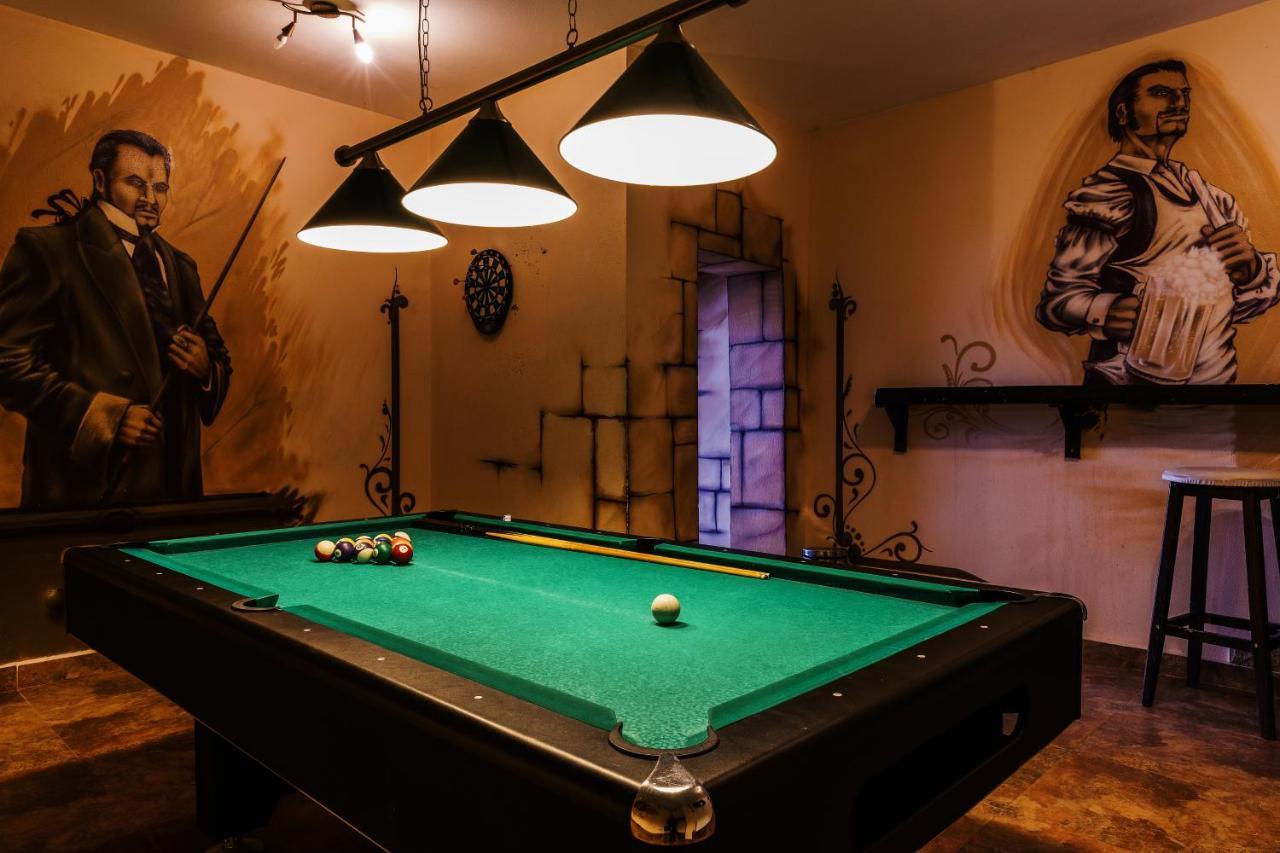 Contele Vladimir Hotel Törcsvár Kültér fotó